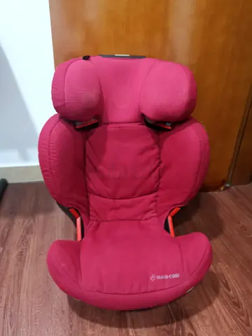 Maxi-Cosi Red Booster Car Seat (Highback) - Good Condition