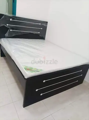 Single Wooden Bed with Headboard and Mattress - Dark Finish
