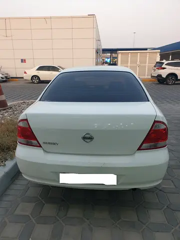 2009 Nissan SUNNY 照片 9