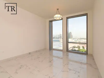 Spacious | Elegant Finishes | Stunning Canal Views