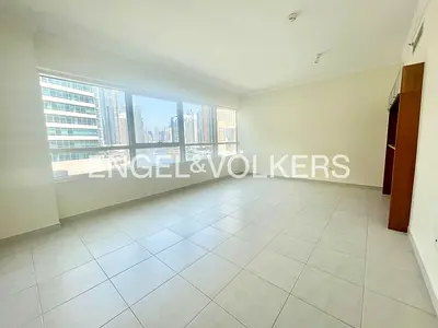 Vacant Now | Marina View | Unfurnished