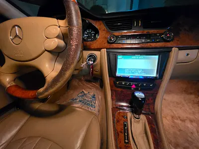 صورة 7 لـ 2004 Mercedes-BENZ CLS