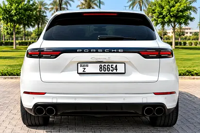صورة 6 لـ 2020 Porsche CAYENNE