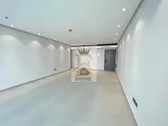 Prime location spacious apartment maintenance pool and gym free parking free brand new building clos
