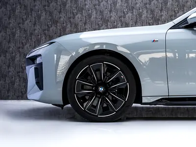 صورة 6 لـ 2025 BMW 7-SERIES