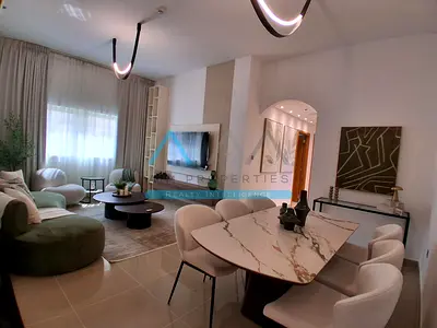 HIGH FLOOR 2PARKINGS 2BEDROOM FREE HOLD APARTMENT FOR SALE