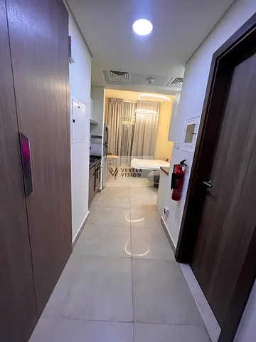 Bright Studio | Pool View | Prime Location