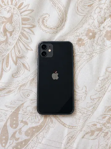 iPhone in perfect condition ( iphone 11)