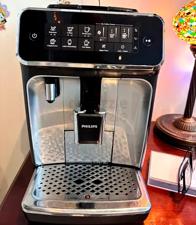 Philips Fully Automatic Espresso & Cappuccino Machine - Good Condition