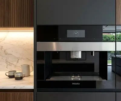 Miele Series 7000 Integrated Coffee Centre – Built-In Coffee Machine