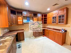 available private entrance 4 bedrooms all master/separate living & dinning/TV lounge/fitted kitchen 