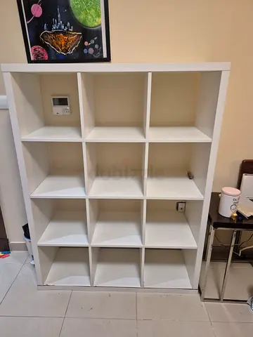 White 12-Cube IKEA KALLAX Shelving Unit - Good Condition