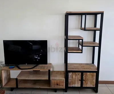 Solid wood bookshelf