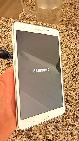 Samsung Galaxy Tab 4 7-inch white tablet - works well