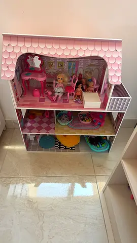Barbri house toy