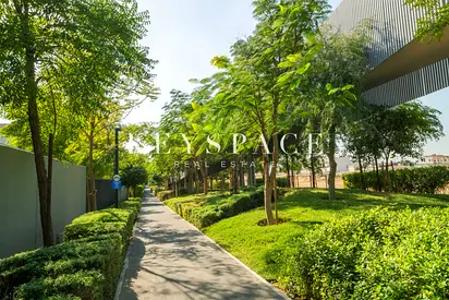 Sophisticated Family Home | Landscaped Parks Nearby | Resale