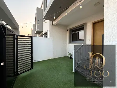 تاون هاوس مفروش بالكامل | أثاث جديد | تصميم عائلي مميز | خصوصية وراحة | جاهز للسكن