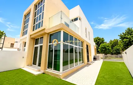 3BR Villa | Amazonia | Garden View