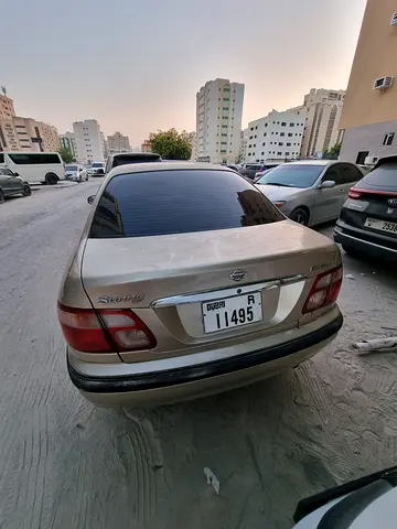 2002 Nissan SUNNY 照片 3