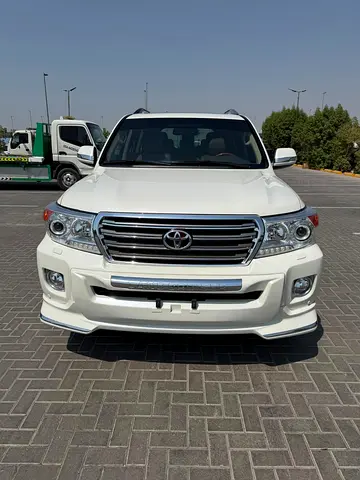 Toyota Land Cruiser GXR 2015 GCC Specs