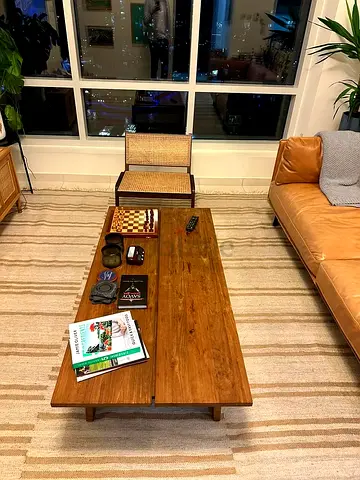 Marina Home - table