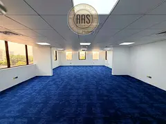 SPECIOUS OFFICE READY TO MOVE|FLEXIBLE CHEQUES|NEAR TO BUS STOP|IN DIP 1