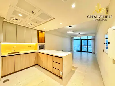 Brand New // Spacious 2 Bedroom Apartment with fitted kitchen appliances