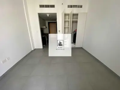 Specious luxury studio apartments available for rent in Al Jada