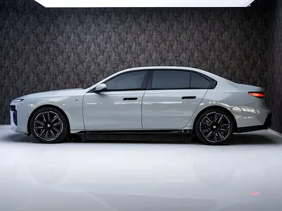 صورة 5 لـ 2025 BMW 7-SERIES