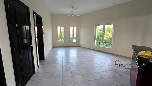 Corner | High ROI | Rented | Cut Shape unit
