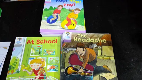 Oxford Reading Stage 1-2,150books