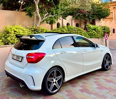 LOVELY MERCEDES A250 SPORT — HIGH OPTIONS — GCC— LOW MILEAGE — LIKE NEW