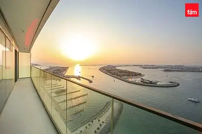 Stunning Unit| Panoramic Sea View | Unfurnished