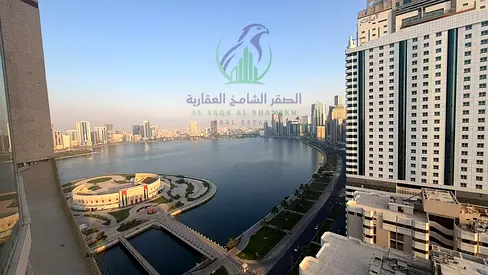 3 غرف وصالة للايجار في المجاز 3 شهر مجاني تكييف وباركن مجاني جيم ومسبح مجاني إطلالة بحرية بلكونة وشبابيك بانورامية وغرفة خادمة
