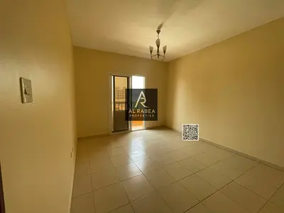 Building for sale with an annual return of 10.5% The property consists of 8 warehouses, 10 shops, 24 two-bedroom apartments, and 5 studios