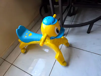 Ride on car for toddlers