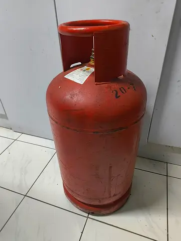 Gas