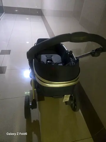 Lightweight baby stroller / pram in good condition