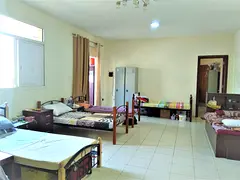EXECTUIVE BED SPACE AVAILBLE FOR MUSLIMS IN INTERNATIONAL CITY