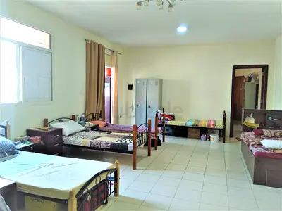 EXECTUIVE BED SPACE AVAILBLE FOR MUSLIMS IN INTERNATIONAL CITY