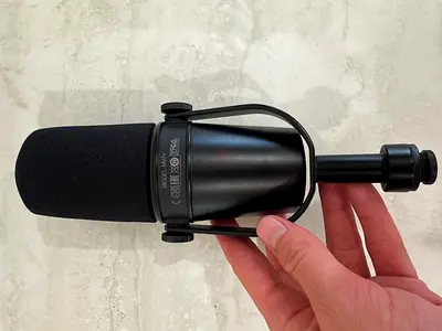 Perfect Shure MV7+ Microphone