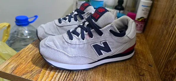 New Balance 515 Sneakers in Grey and Navy