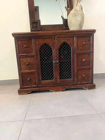 Console with mirror by Marina Home