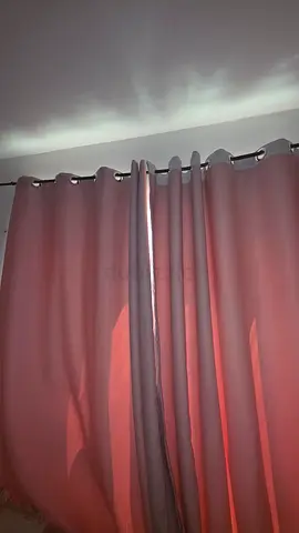 Light-blocking pink curtains wth blackout - Excellent condition