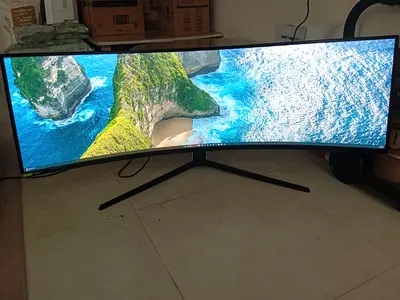 Smsung oddessye g9 49inch 240hz gaming monniter