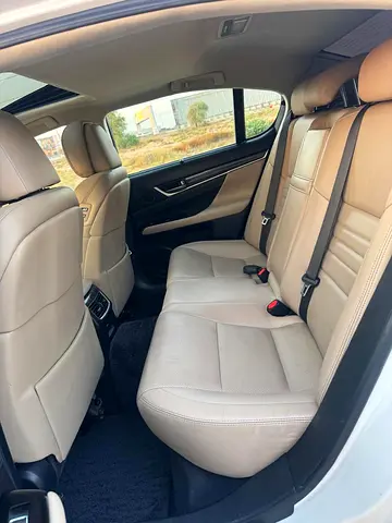 صورة 16 لـ 2017 Lexus GS-SERIES