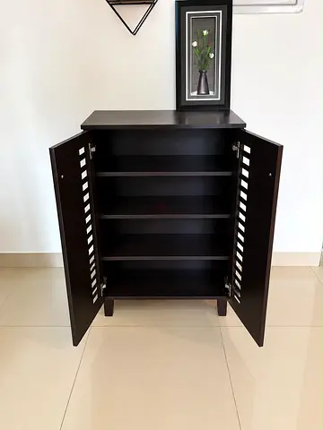 Shoerack/shoe cabinet for sale