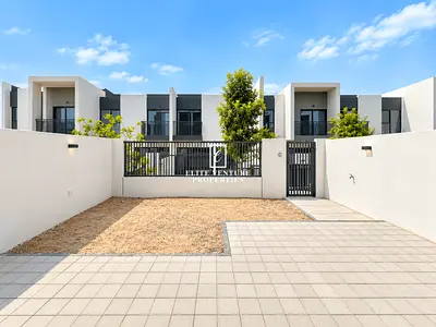 SINGLE ROW | EXCELLENT COMMUNITY | MODERN TH+MAID'S