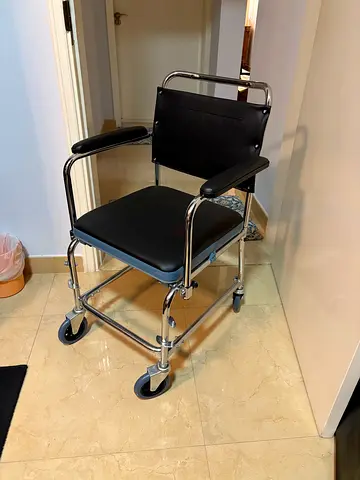 Electric wheelchair and commode chair with wheels — unused, great condition