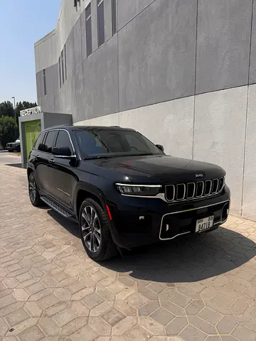 2023 Jeep Grand Cherokee Overland GCC Specs